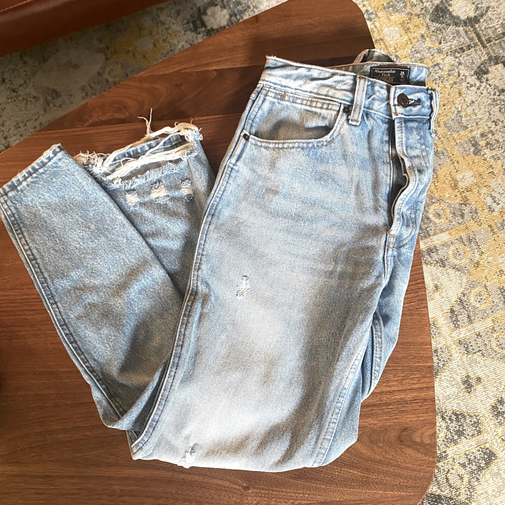 Abercrombie and Fitch Annie High Rise Ankle Straight